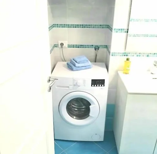 A Due Passi Dal Mare 이스키아